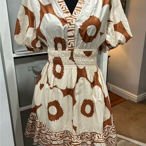 JODIFL Brown and White Puff Sleeve Mini Sundress